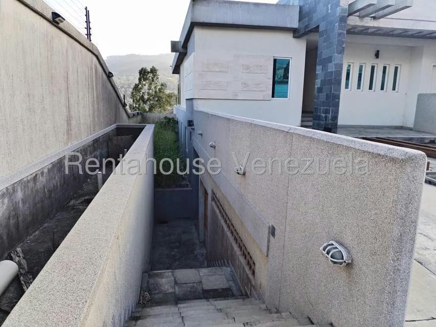 Casa (Multipes Niveles) en Venta en La Entrada, Carabobo - 85