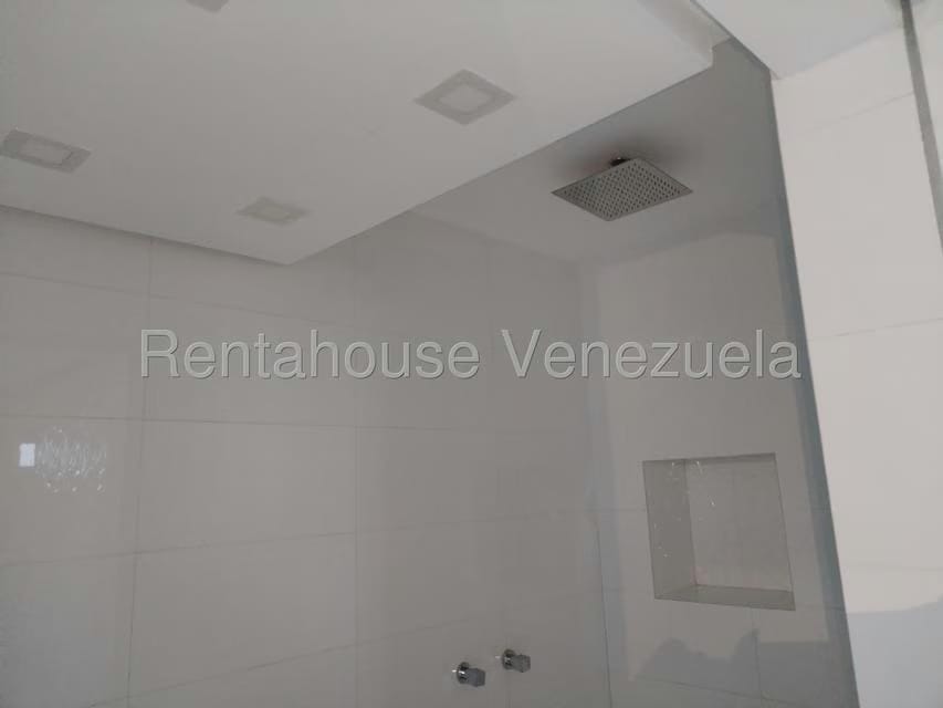 Casa (Multipes Niveles) en Venta en La Entrada, Carabobo - 93