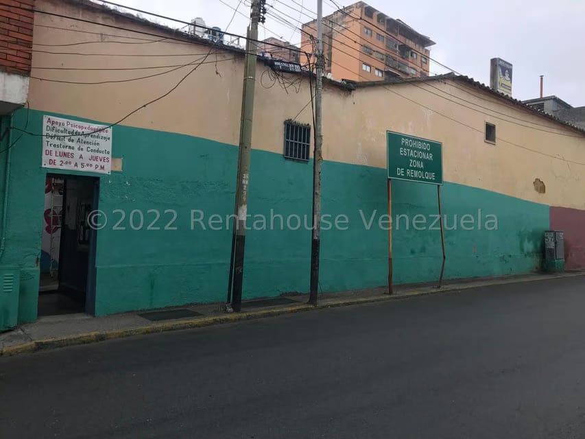 Casa (1 Nivel) en Venta en Los Teques, Miranda - 2