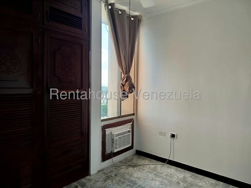 Apartamento (1 Nivel) en Alquiler en Bosque Alto, Aragua - 14