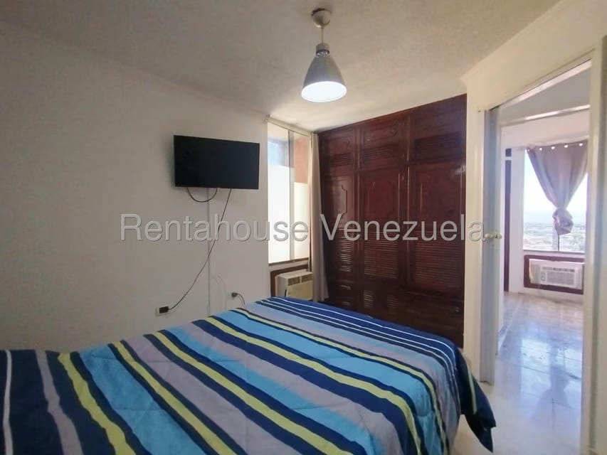 Apartamento (1 Nivel) en Alquiler en Bosque Alto, Aragua - 19