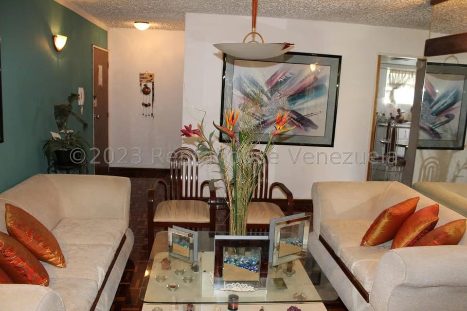 Apartamento (1 Nivel) en Venta en La Urbina, Distrito Metropolitano - 11