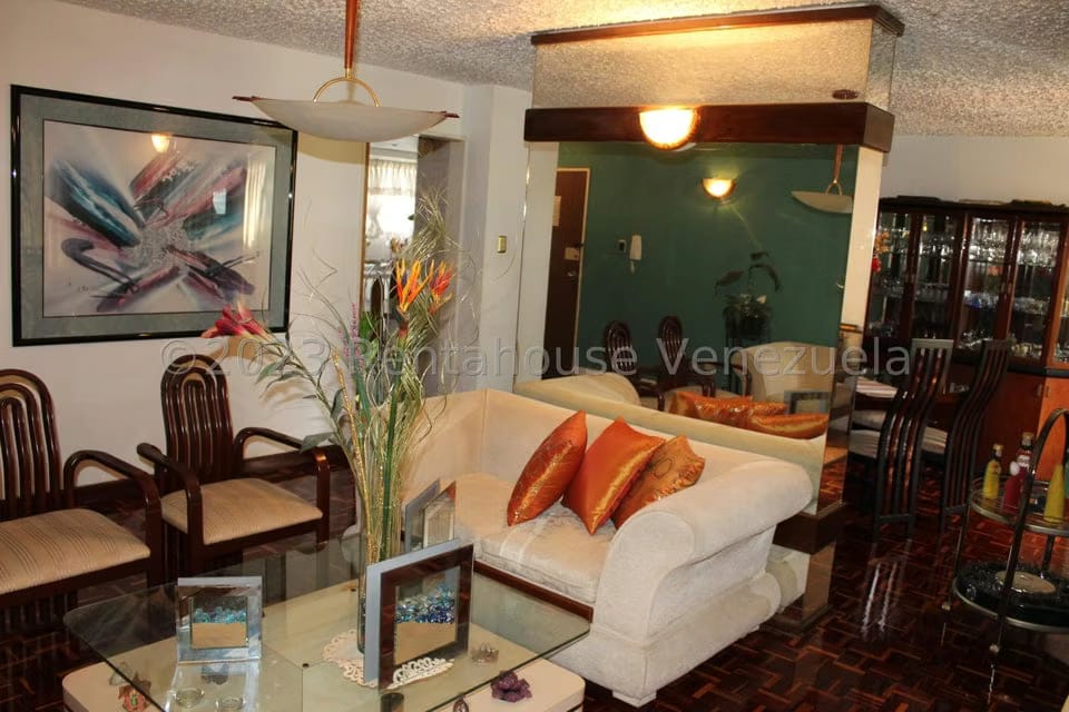 Apartamento (1 Nivel) en Venta en La Urbina, Distrito Metropolitano - 12
