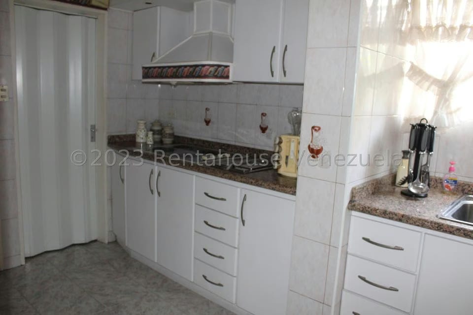 Apartamento (1 Nivel) en Venta en La Urbina, Distrito Metropolitano - 16