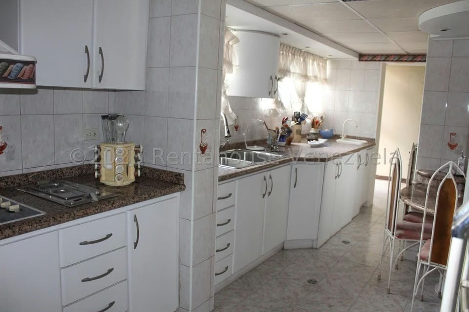 Apartamento (1 Nivel) en Venta en La Urbina, Distrito Metropolitano - 17