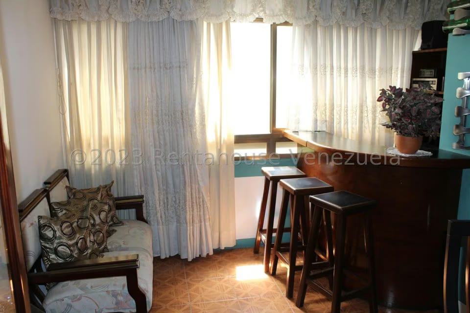 Apartamento (1 Nivel) en Venta en La Urbina, Distrito Metropolitano - 9