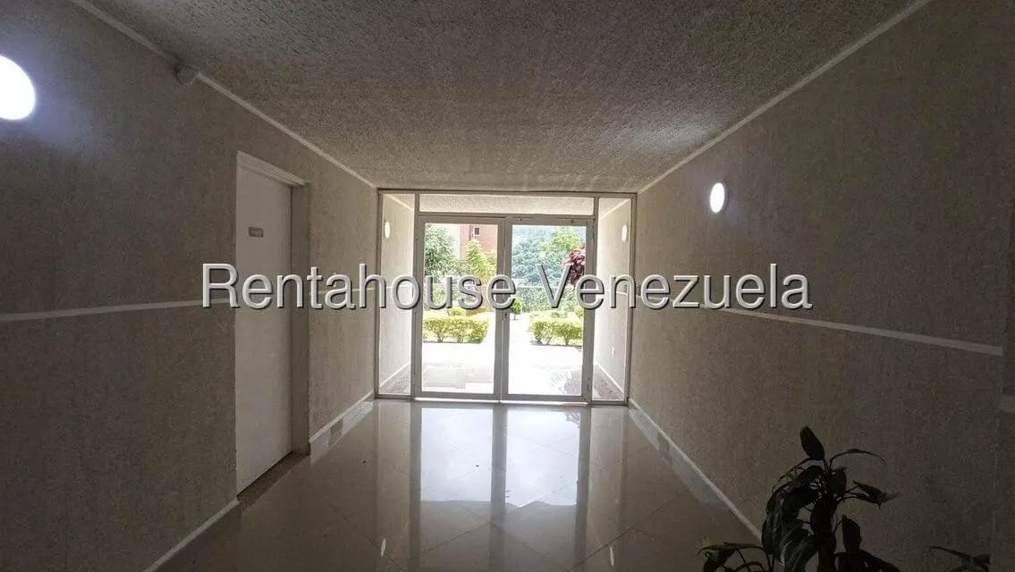Apartamento (1 Nivel) en Venta en Los Naranjos Humboldt, Distrito Metropolitano - 3