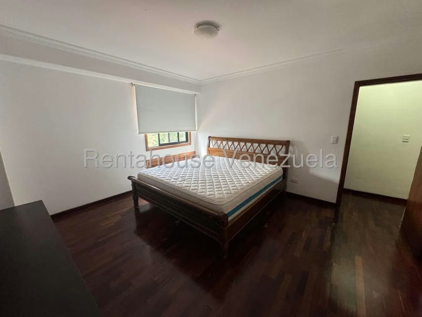 Apartamento (1 Nivel) en Alquiler en Parque el Retiro, Miranda - 11