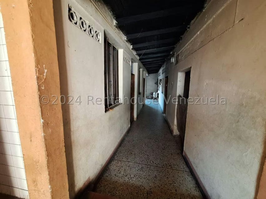 Comercial (Edificio) en Venta en Avenida Libertador, Lara - 19