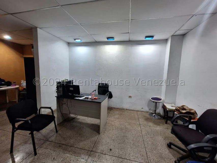 Comercial (Edificio) en Venta en Avenida Libertador, Lara - 5