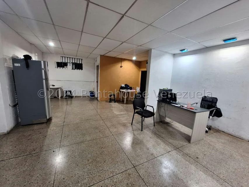 Comercial (Edificio) en Venta en Avenida Libertador, Lara - 6