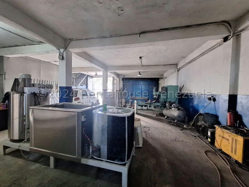 Comercial (Edificio) en Venta en Avenida Libertador, Lara - 9