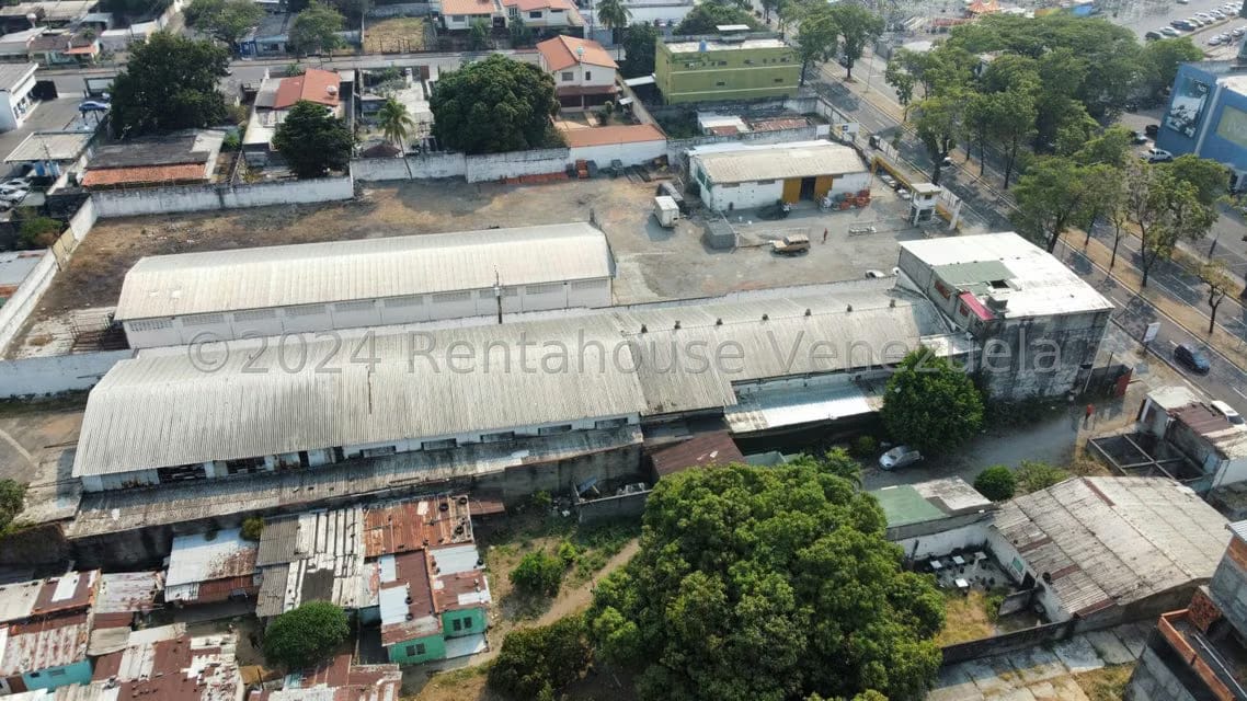 Comercial (Edificio) en Venta en Centro, Portuguesa - 3