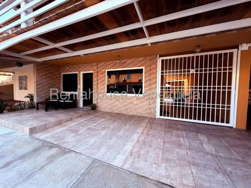 Casa (Duplex) en Venta en Turen, Portuguesa - 2