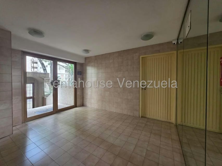 Apartamento (1 Nivel) en Venta en Los Caobos, Distrito Metropolitano - 3