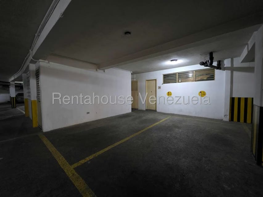 Apartamento (1 Nivel) en Venta en Los Caobos, Distrito Metropolitano - 30