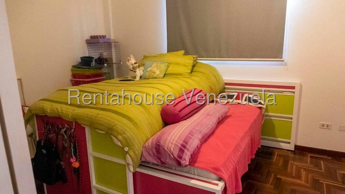 Casa (Multipes Niveles) en Venta en El Peñon, Distrito Metropolitano - 25