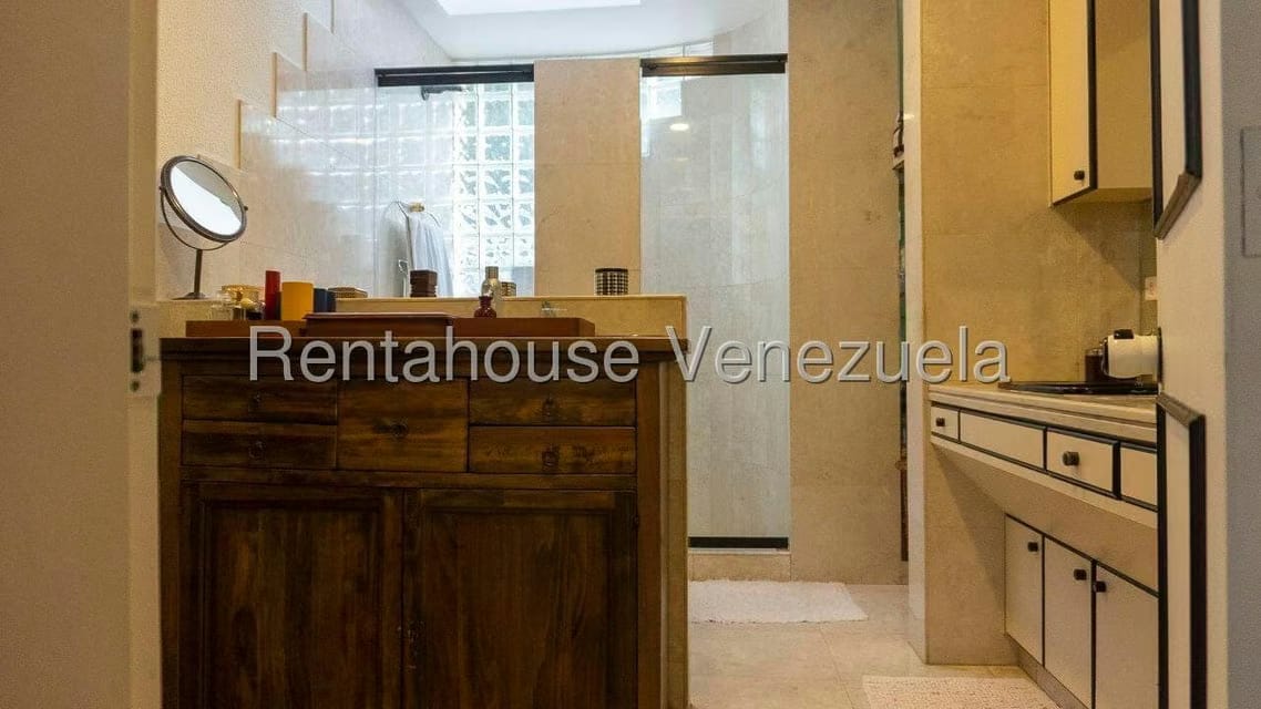 Casa (Multipes Niveles) en Venta en El Peñon, Distrito Metropolitano - 49