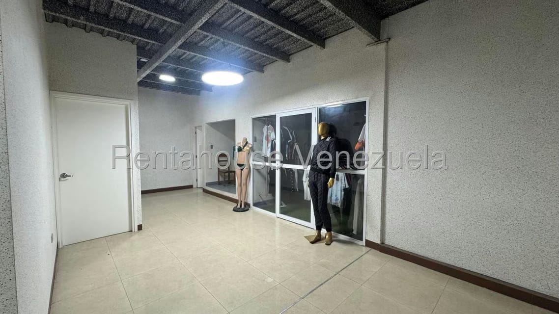 Comercial (Local Comercial) en Venta en Santa Monica, Distrito Metropolitano - 24