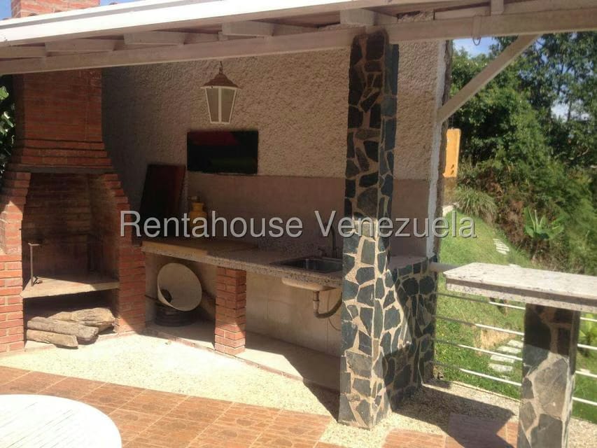 Casa (1 Nivel) en Venta en Lomas de La Lagunita, Distrito Metropolitano - 15