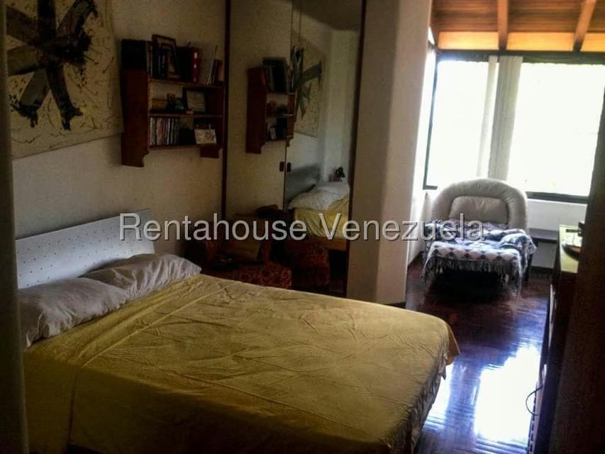Casa (1 Nivel) en Venta en Lomas de La Lagunita, Distrito Metropolitano - 25