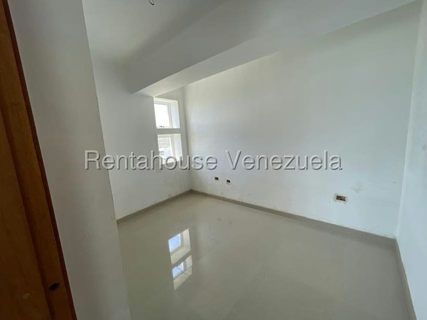 Apartamento (1 Nivel) en Venta en Agua Sal, Miranda - 9