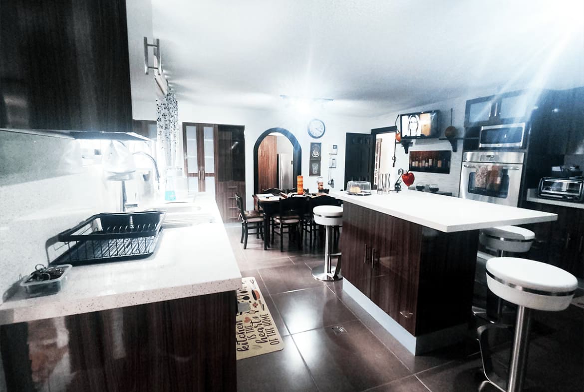 Hermosa Casa en Venta Prados Del Este. - 5