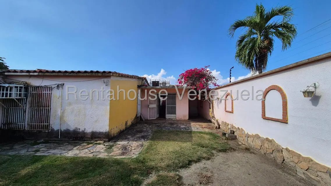 Casa (1 Nivel) en Venta en El Recreo, Lara - 41