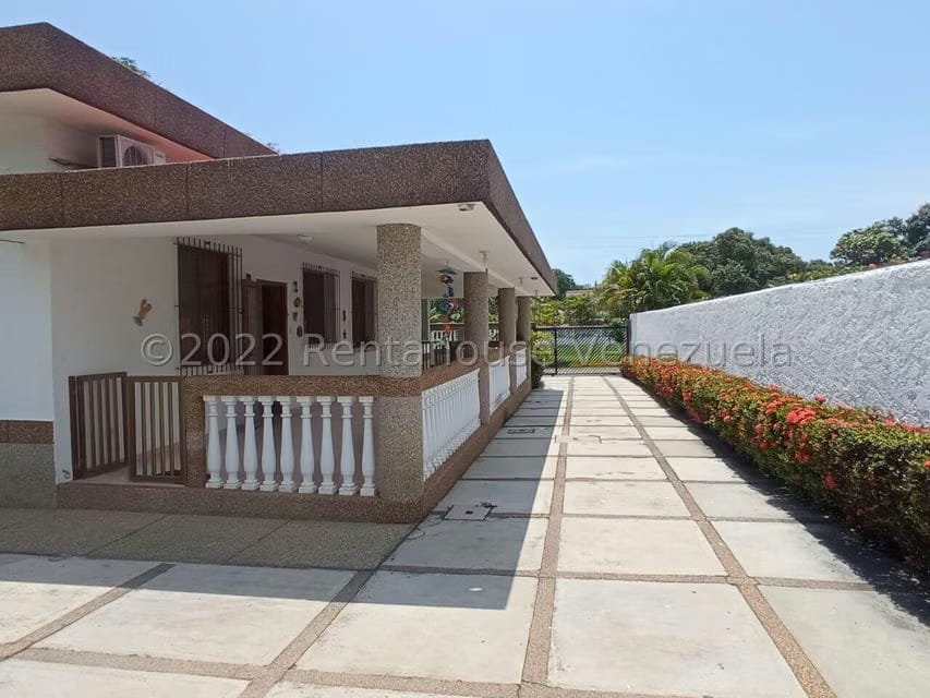 Casa (1 Nivel) en Venta en Ciudad Balneario Higuerote, Miranda - 5