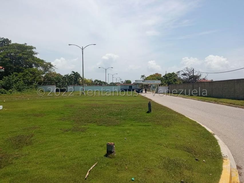 Casa (1 Nivel) en Venta en Ciudad Balneario Higuerote, Miranda - 41