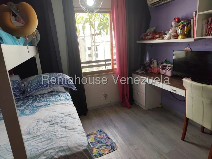Apartamento (1 Nivel) en Venta en Miranda, Distrito Metropolitano - 11