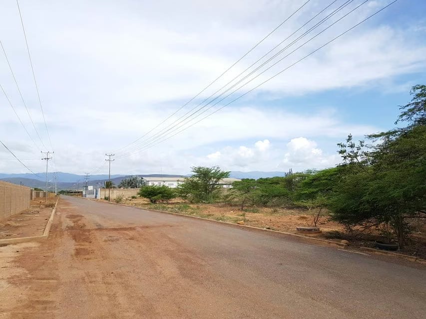 Terreno (Industrial) en Venta en Intercomunal Coro La Vela, Falcon