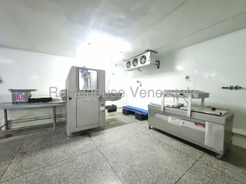 Comercial (Industrial) en Venta en Zona Industrial Las Vegas, Aragua - 16