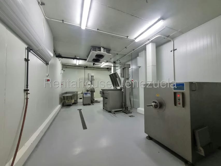 Comercial (Industrial) en Venta en Zona Industrial Las Vegas, Aragua - 24