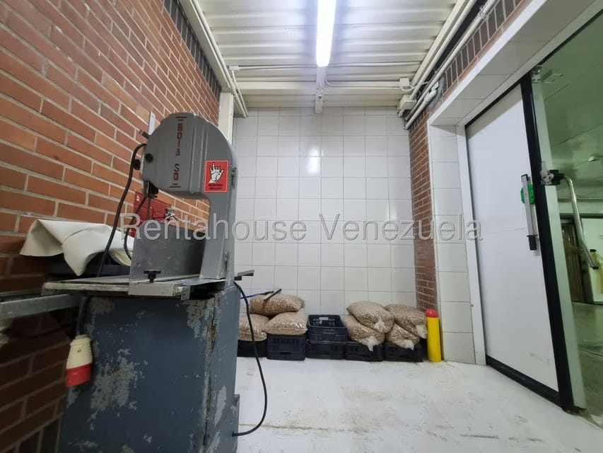 Comercial (Industrial) en Venta en Zona Industrial Las Vegas, Aragua - 32