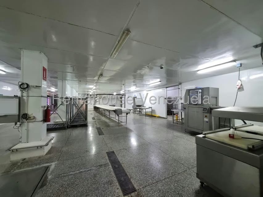 Comercial (Industrial) en Venta en Zona Industrial Las Vegas, Aragua - 34