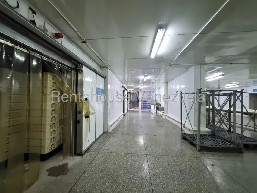 Comercial (Industrial) en Venta en Zona Industrial Las Vegas, Aragua - 54