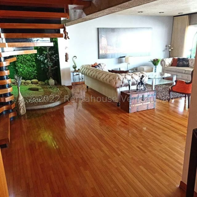 Apartamento (Penthouse) en Venta en La Florida, Distrito Metropolitano - 14