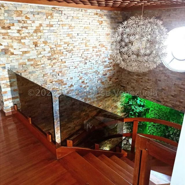 Apartamento (Penthouse) en Venta en La Florida, Distrito Metropolitano - 18