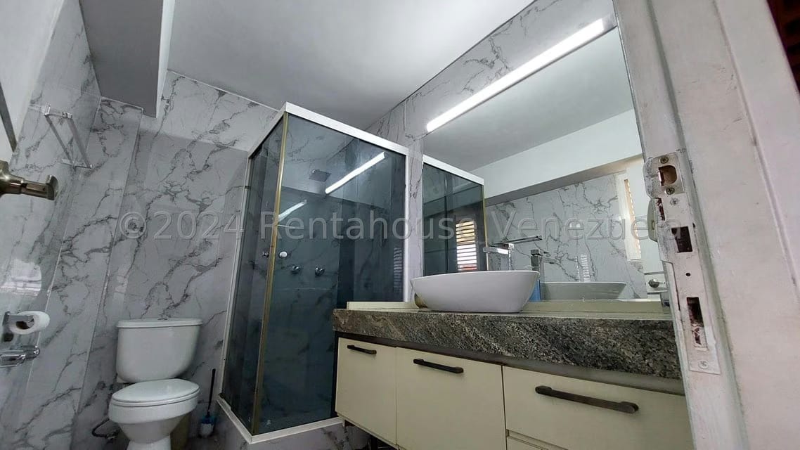 Apartamento (Penthouse) en Venta en La Florida, Distrito Metropolitano - 29