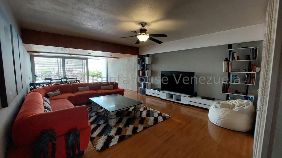 Apartamento (Penthouse) en Venta en La Florida, Distrito Metropolitano - 31