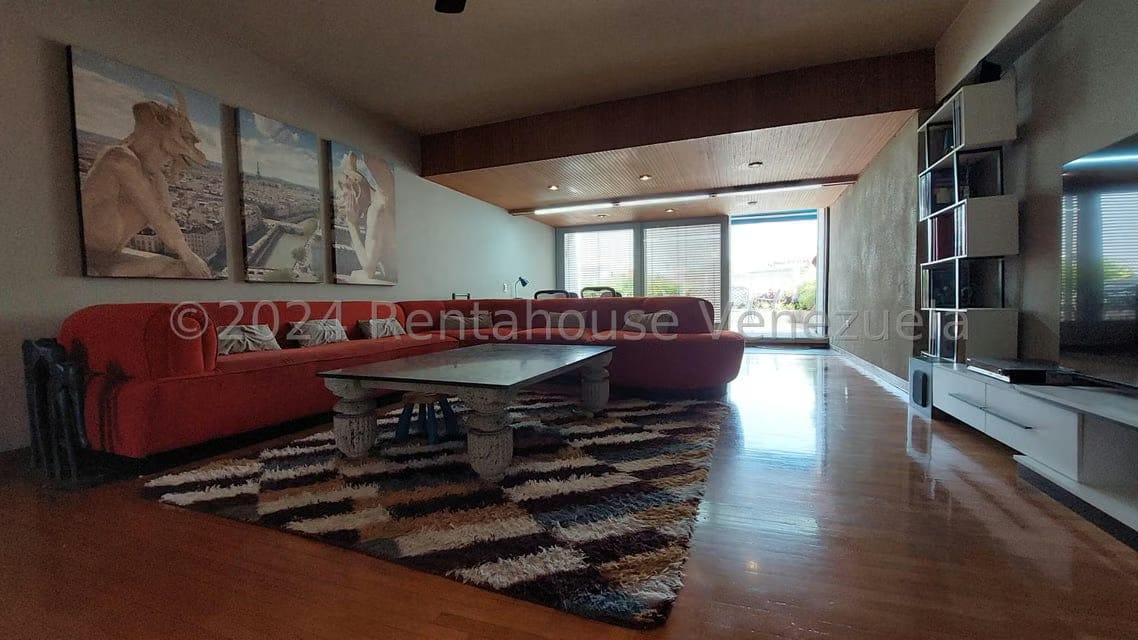 Apartamento (Penthouse) en Venta en La Florida, Distrito Metropolitano - 36