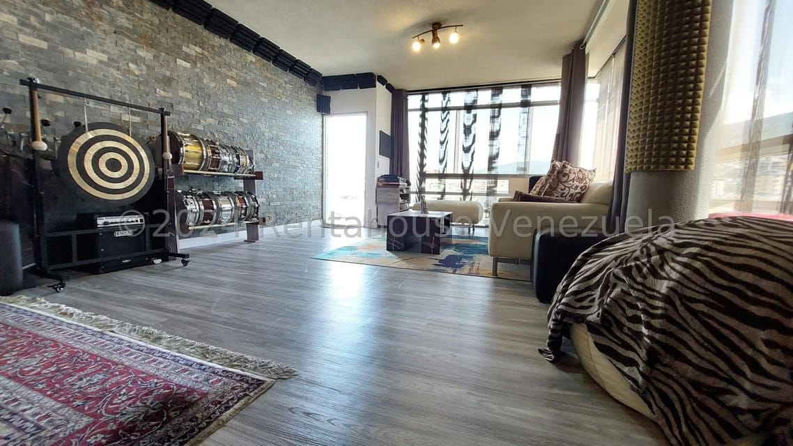 Apartamento (Penthouse) en Venta en La Florida, Distrito Metropolitano - 47