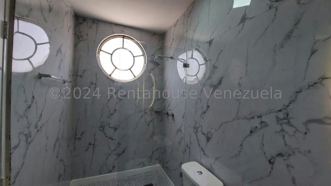 Apartamento (Penthouse) en Venta en La Florida, Distrito Metropolitano - 51