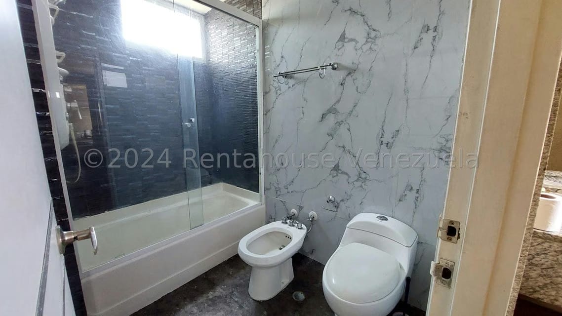 Apartamento (Penthouse) en Venta en La Florida, Distrito Metropolitano - 53