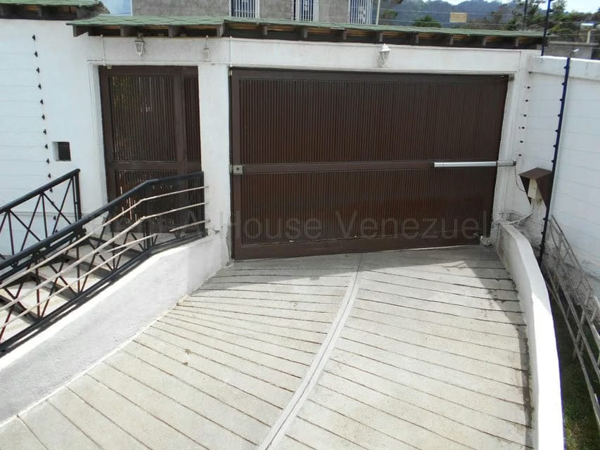 Casa (1 Nivel) en Venta en El Junko Country Club, Vargas - 40