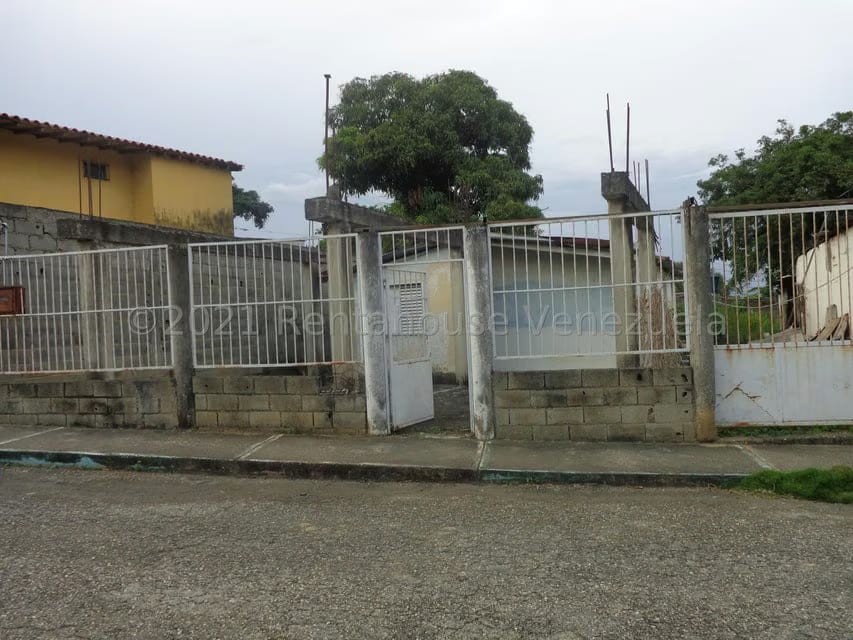 Terreno (Comercial) en Venta en La Piedad Norte, Lara - 2
