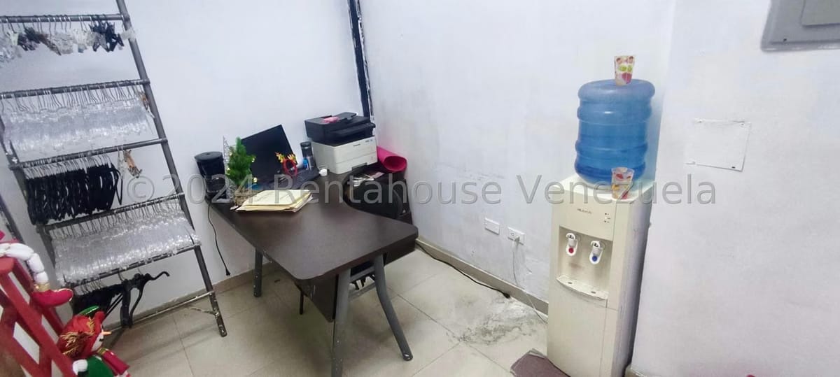Negocios y Empresas (Comercio) en Venta en Zona Oeste, Lara - 9
