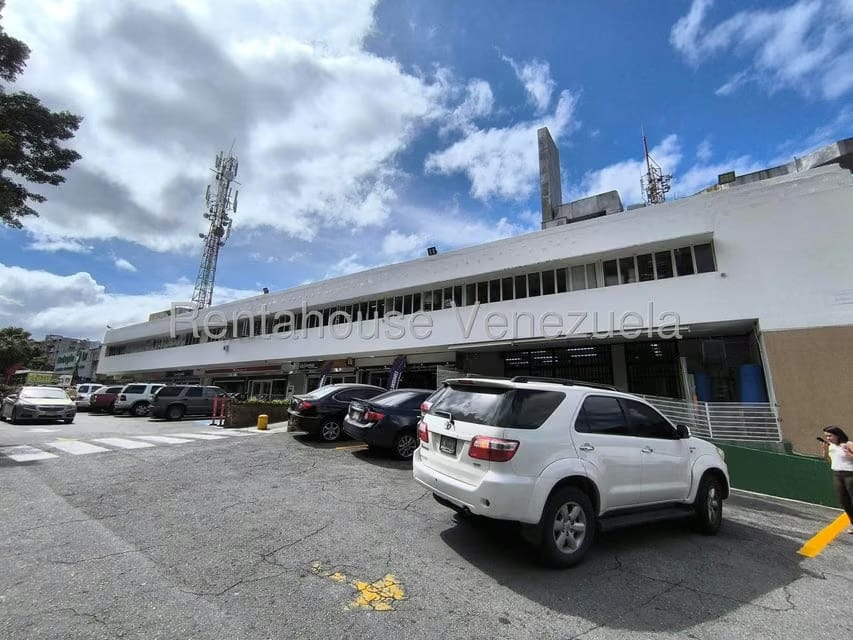 Comercial (Local Comercial) en Alquiler en Caurimare, Distrito Metropolitano - 9