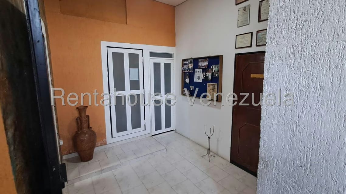 Casa (Multipes Niveles) en Venta en Parroquia Catedral, Lara - 13